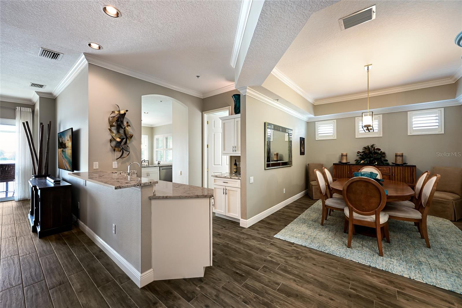 6523 MOORINGS POINT CIR #202, LAKEWOOD RANCH, FL, 34202