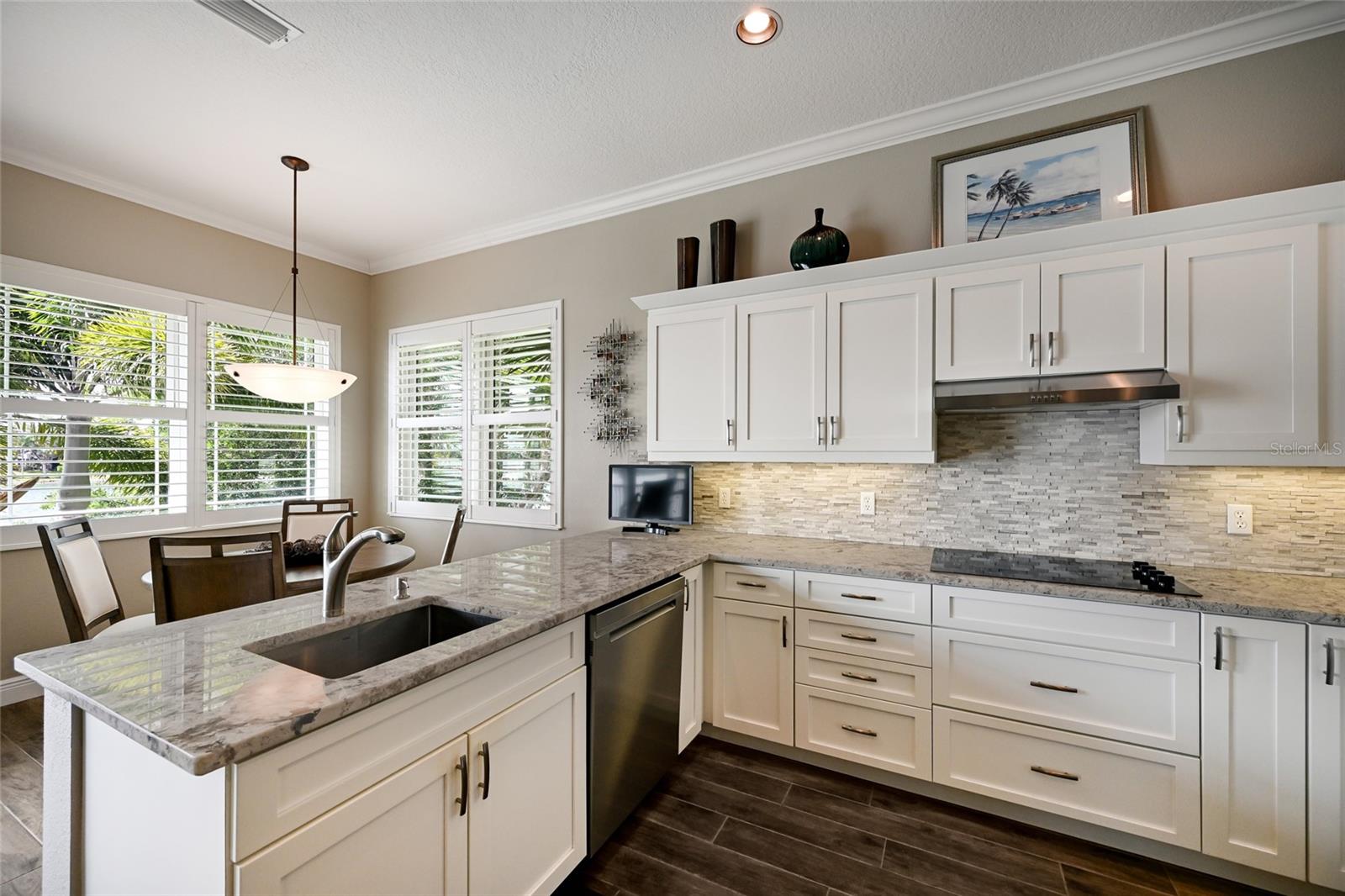 6523 MOORINGS POINT CIR #202, LAKEWOOD RANCH, FL, 34202