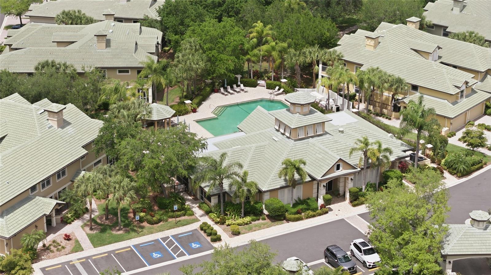 6523 MOORINGS POINT CIR #202, LAKEWOOD RANCH, FL, 34202