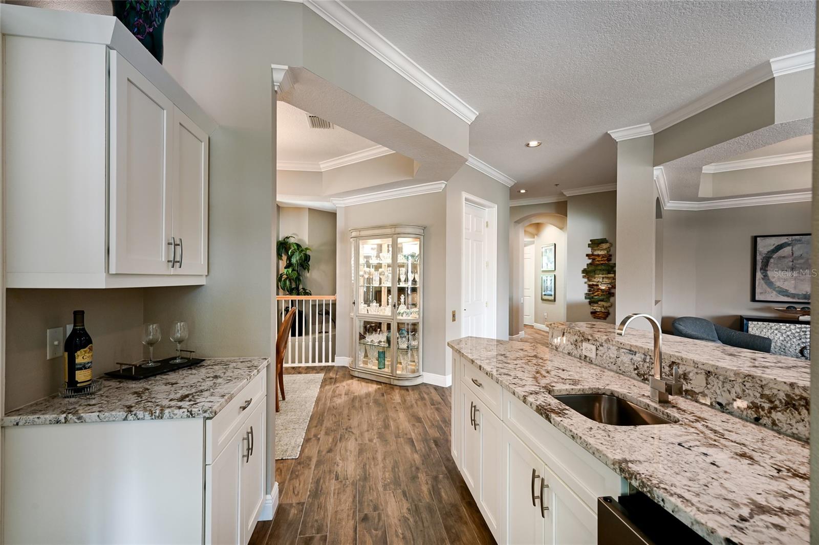 6523 MOORINGS POINT CIR #202, LAKEWOOD RANCH, FL, 34202