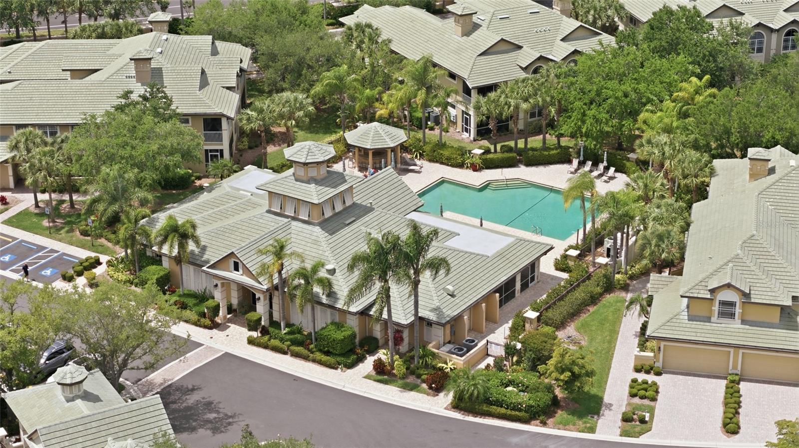 6523 MOORINGS POINT CIR #202, LAKEWOOD RANCH, FL, 34202