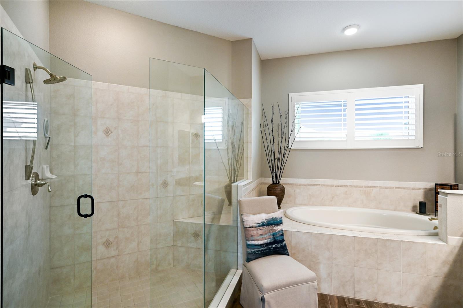 6523 MOORINGS POINT CIR #202, LAKEWOOD RANCH, FL, 34202