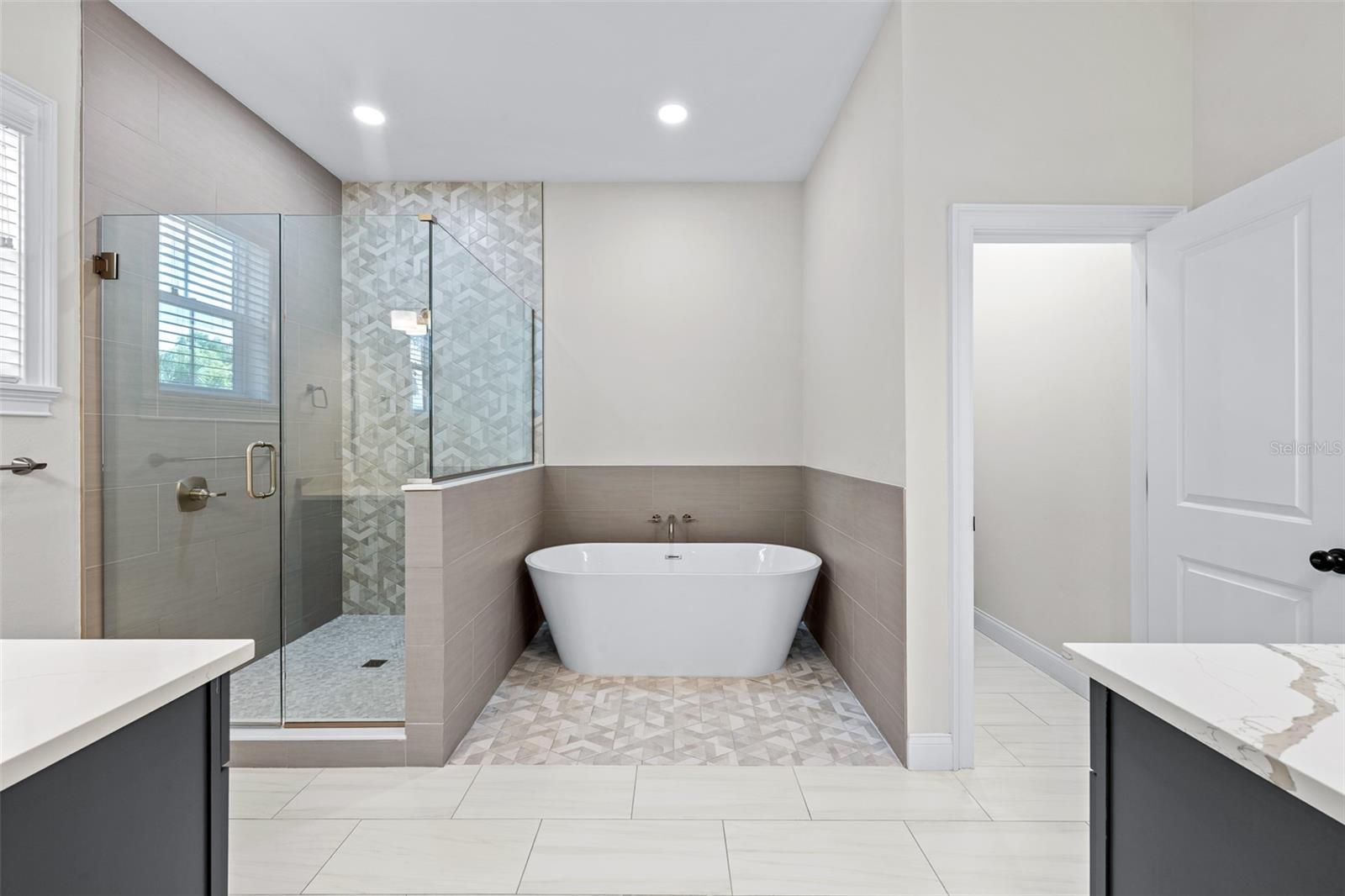 3601 W ROGERS AVE, TAMPA, FL, 33611