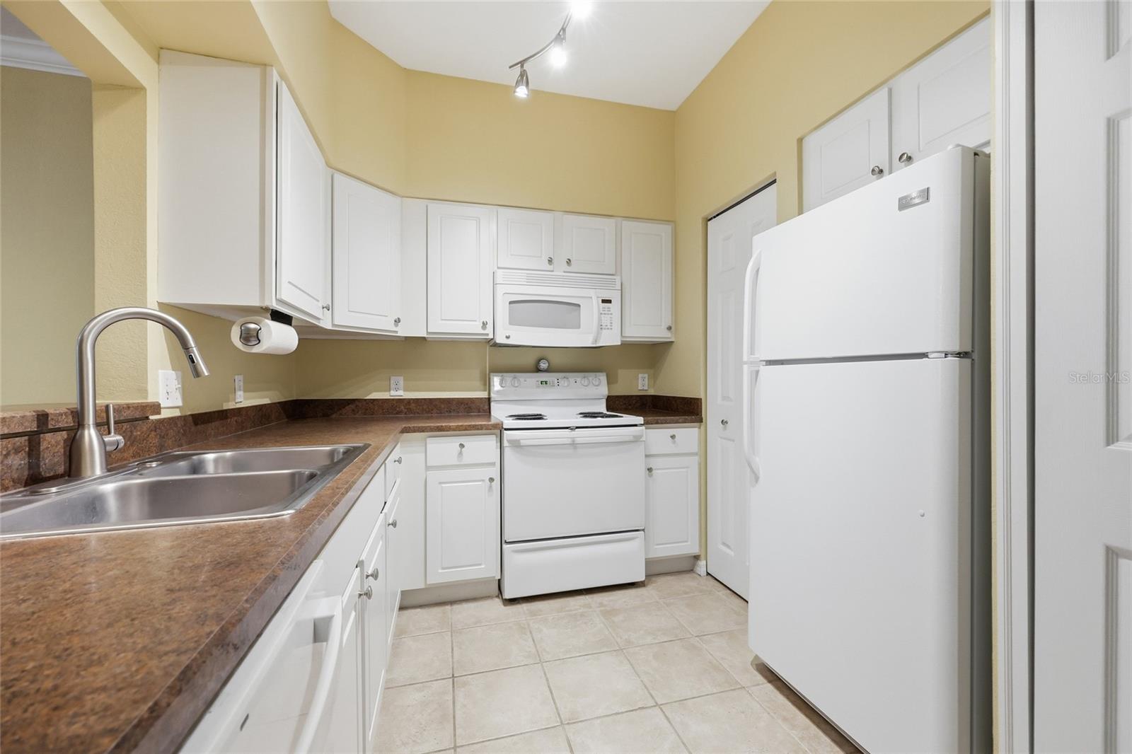 9172 SW 52ND RD #103, GAINESVILLE, FL, 32608