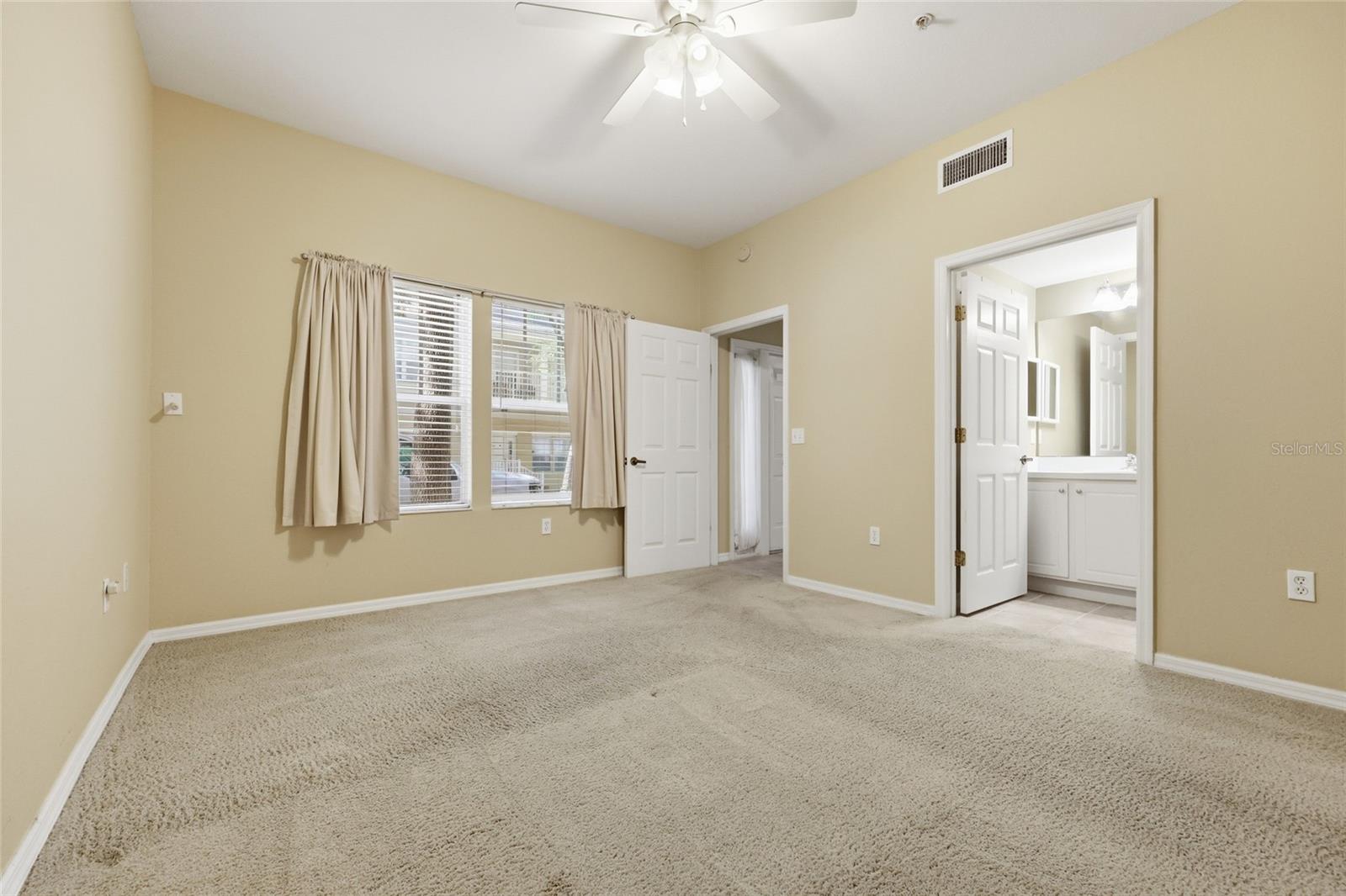9172 SW 52ND RD #103, GAINESVILLE, FL, 32608