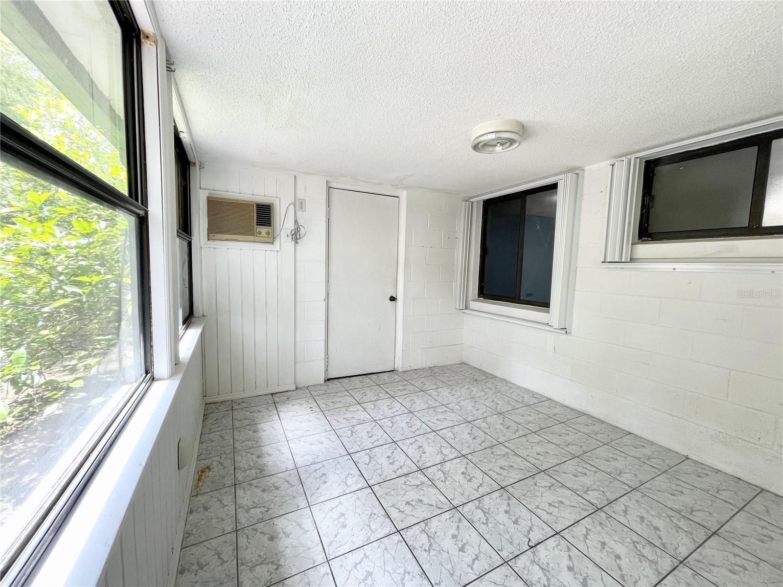 9816 RIVER CREST CT, ORLANDO, FL, 32825