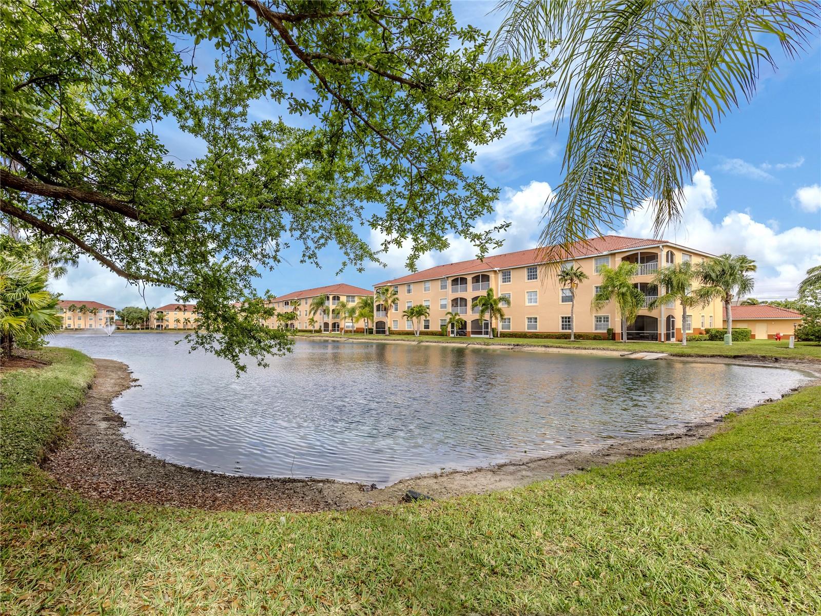 121 N AUBURN RD #11, VENICE, FL, 34292