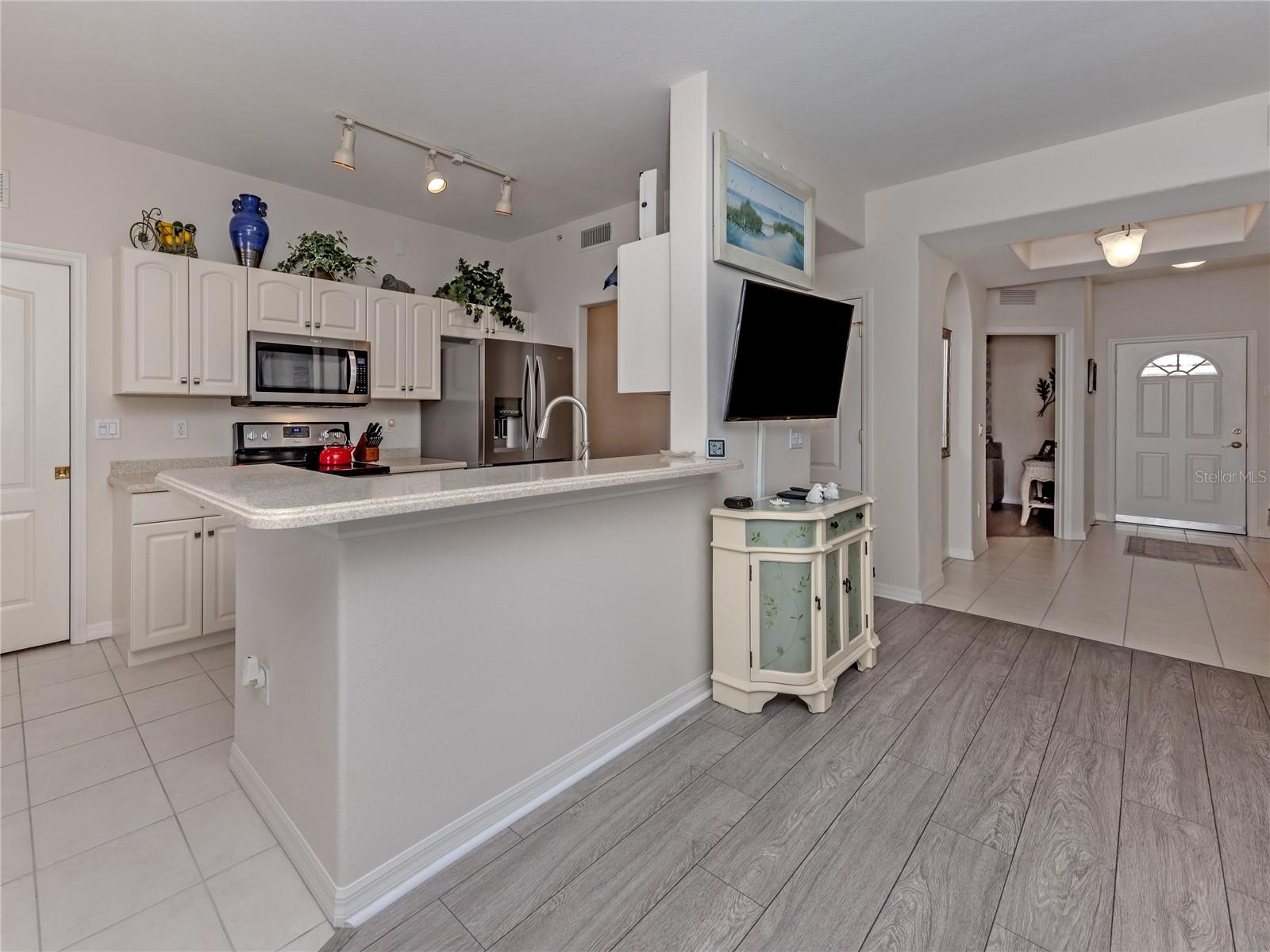 121 N AUBURN RD #11, VENICE, FL, 34292