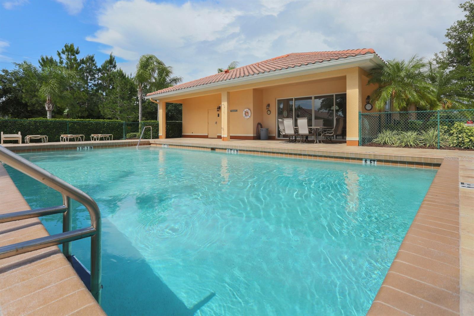 121 N AUBURN RD #11, VENICE, FL, 34292