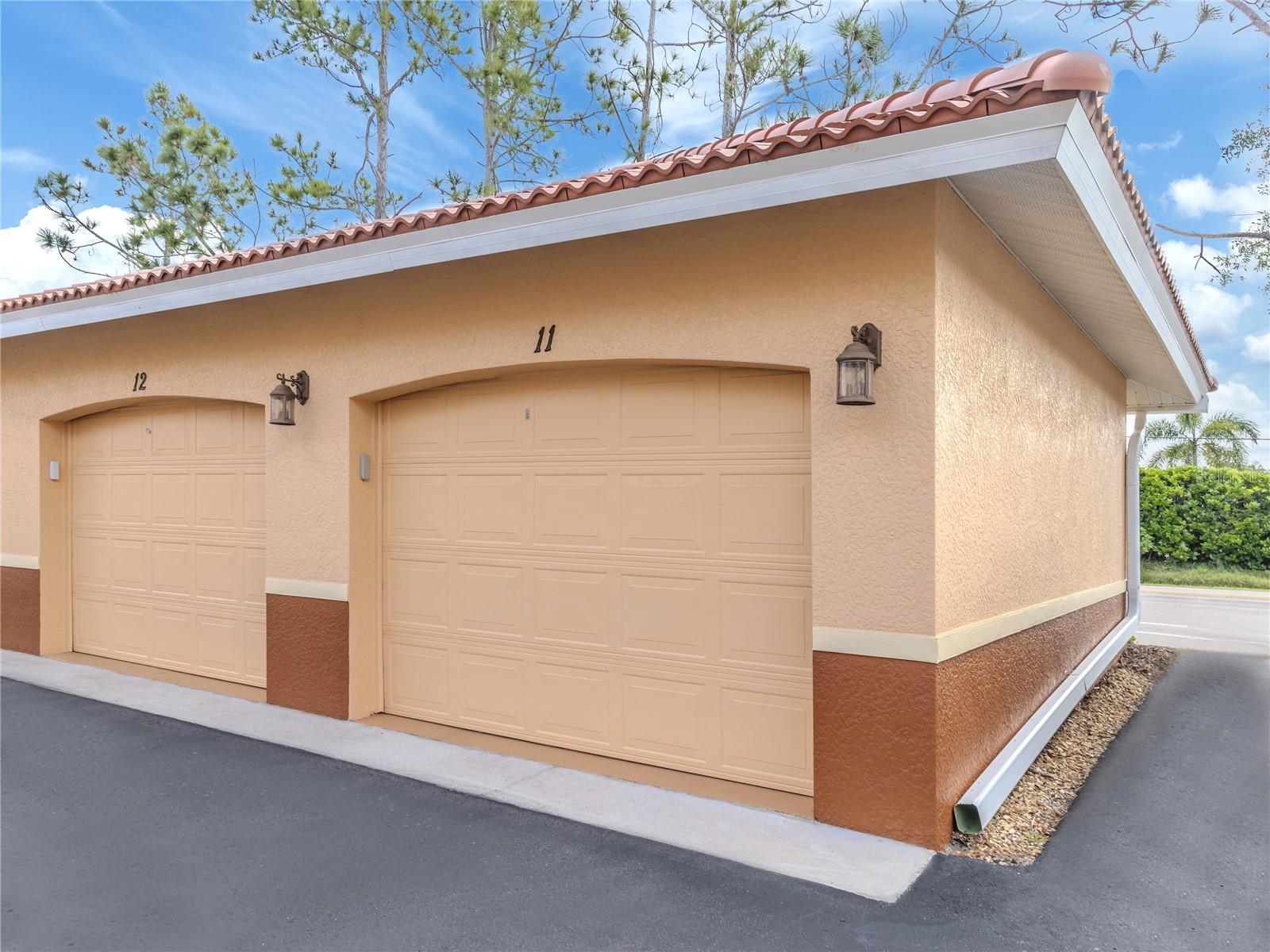 121 N AUBURN RD #11, VENICE, FL, 34292