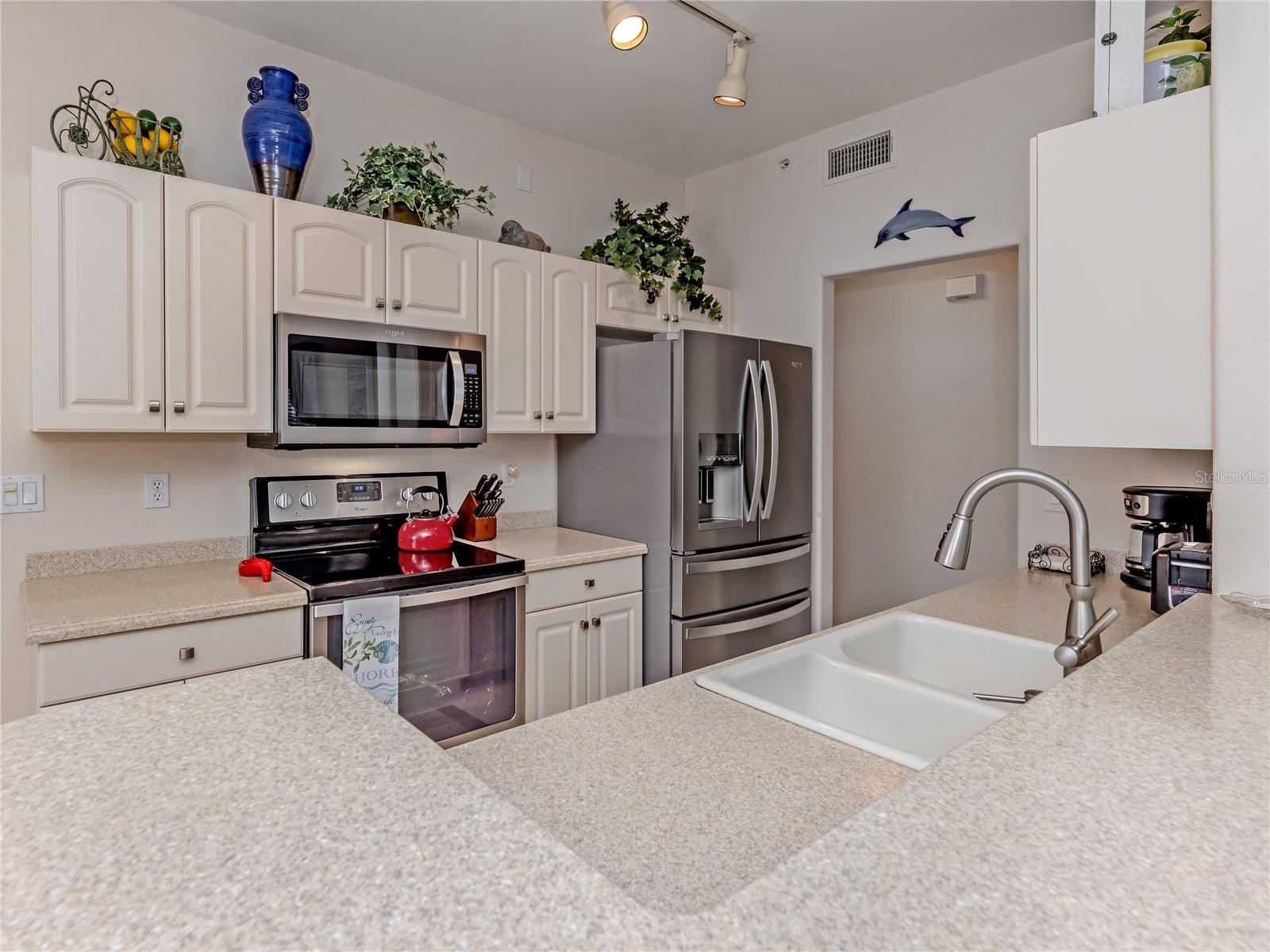 121 N AUBURN RD #11, VENICE, FL, 34292