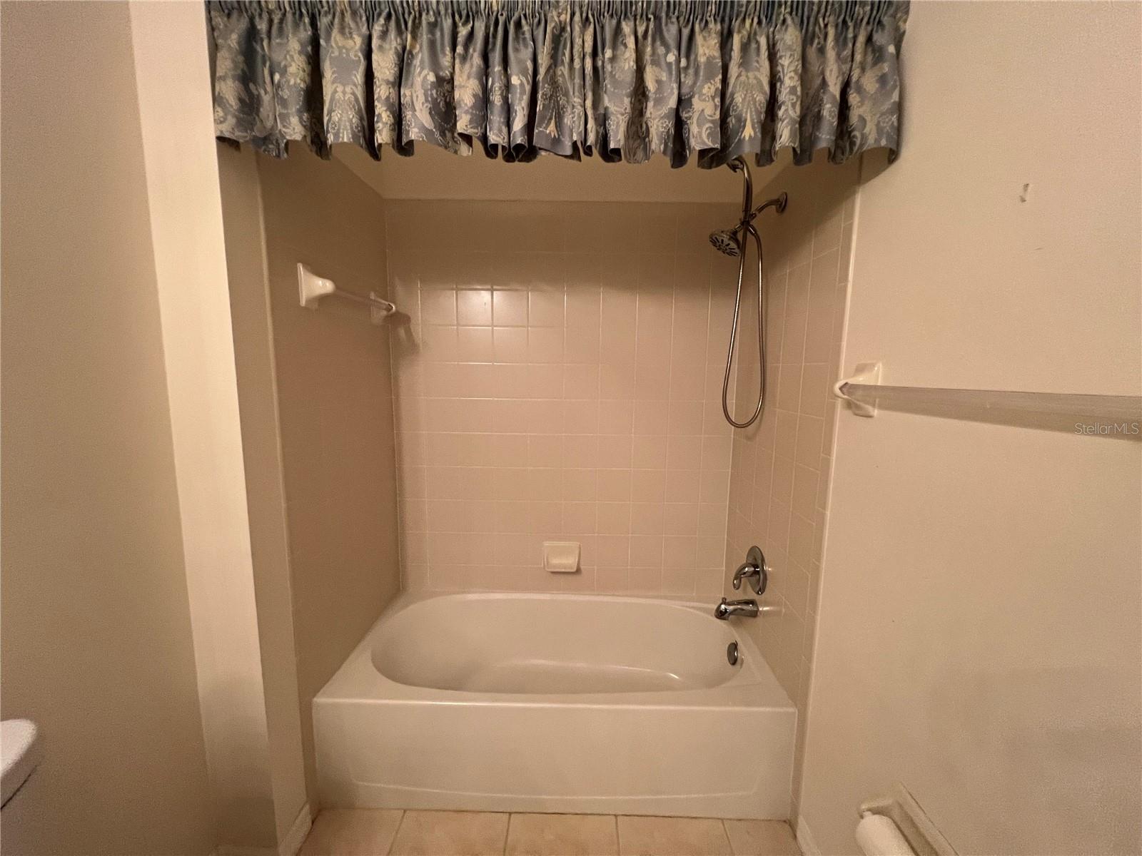 4665 WHISPERING OAKS DR, NORTH PORT, FL, 34287