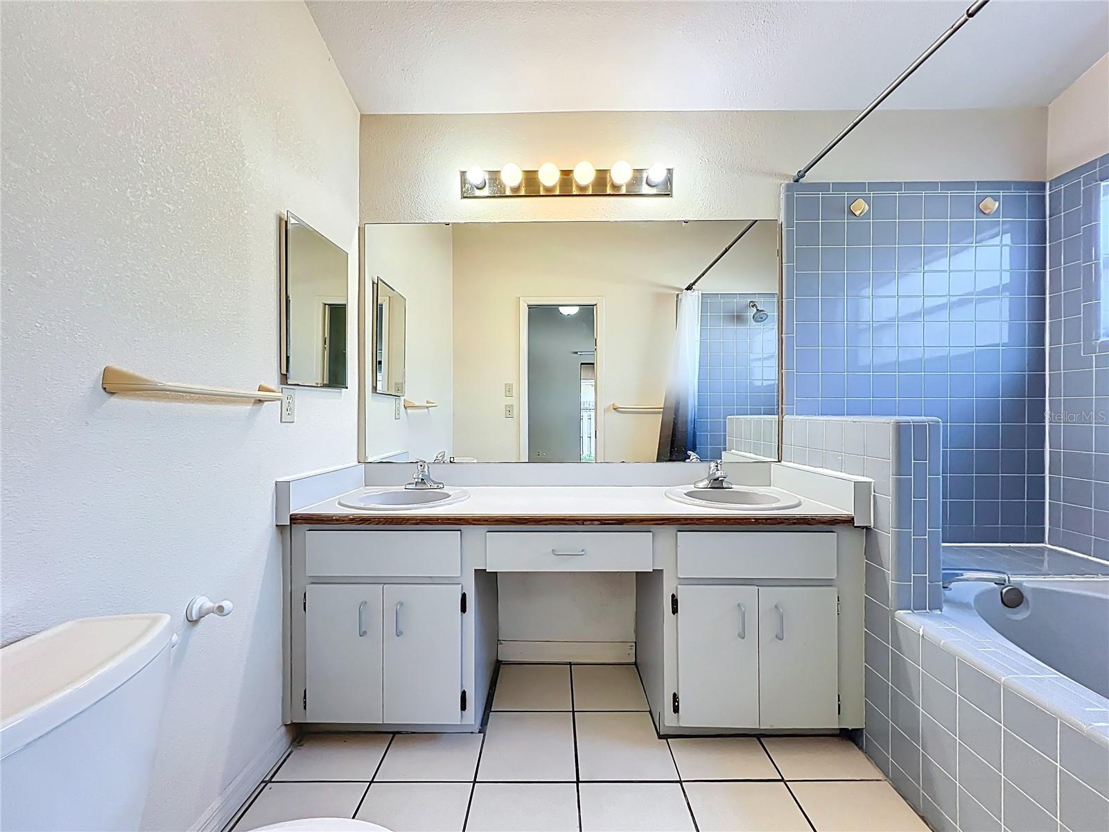 4370 SANDHURST DR, ORLANDO, FL, 32817