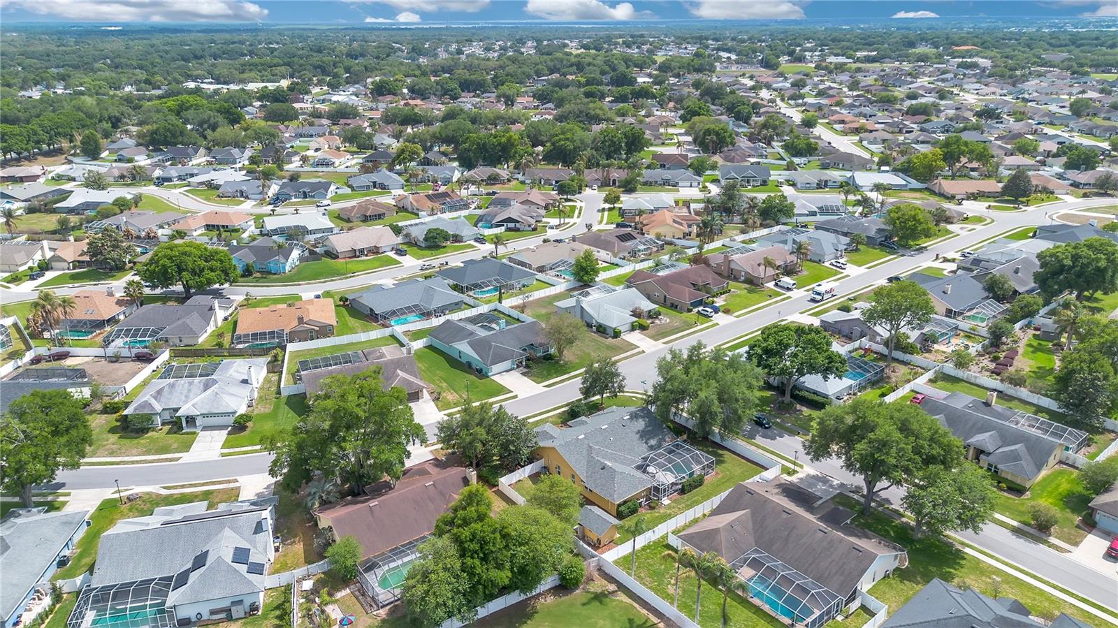 708 HUNTERS RUN BLVD, LAKELAND, FL, 33809