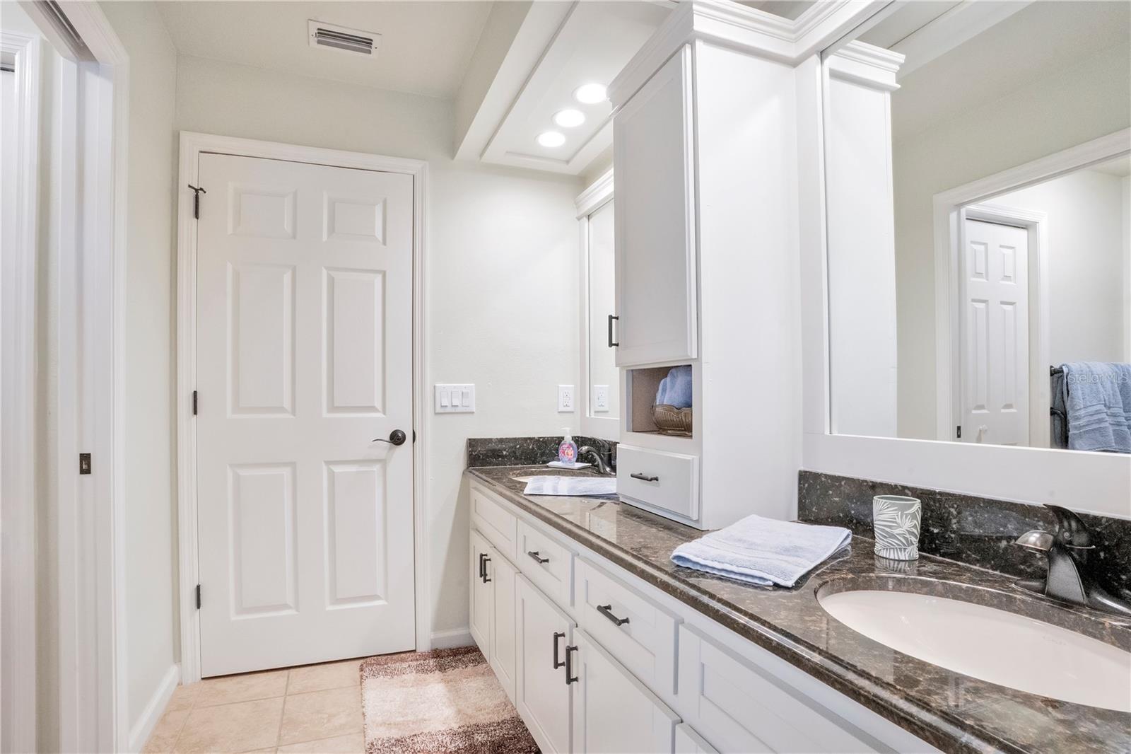 708 HUNTERS RUN BLVD, LAKELAND, FL, 33809