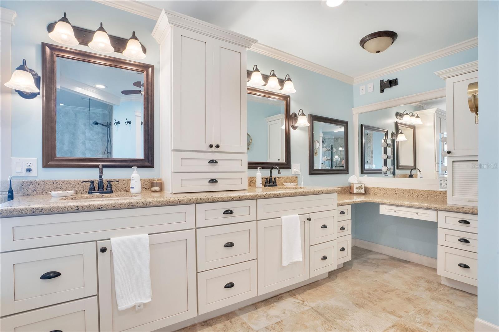 708 HUNTERS RUN BLVD, LAKELAND, FL, 33809