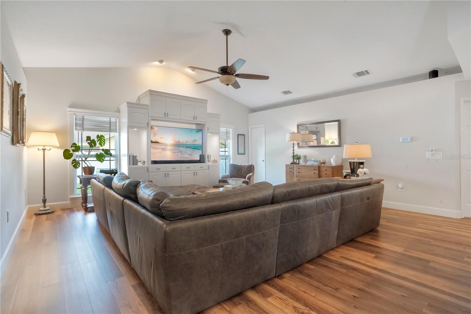 708 HUNTERS RUN BLVD, LAKELAND, FL, 33809