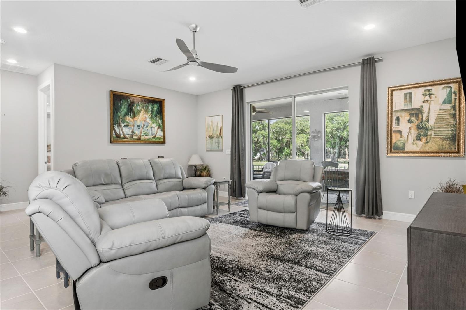 6382 BRADFORD WOODS DR, ZEPHYRHILLS, FL, 33542