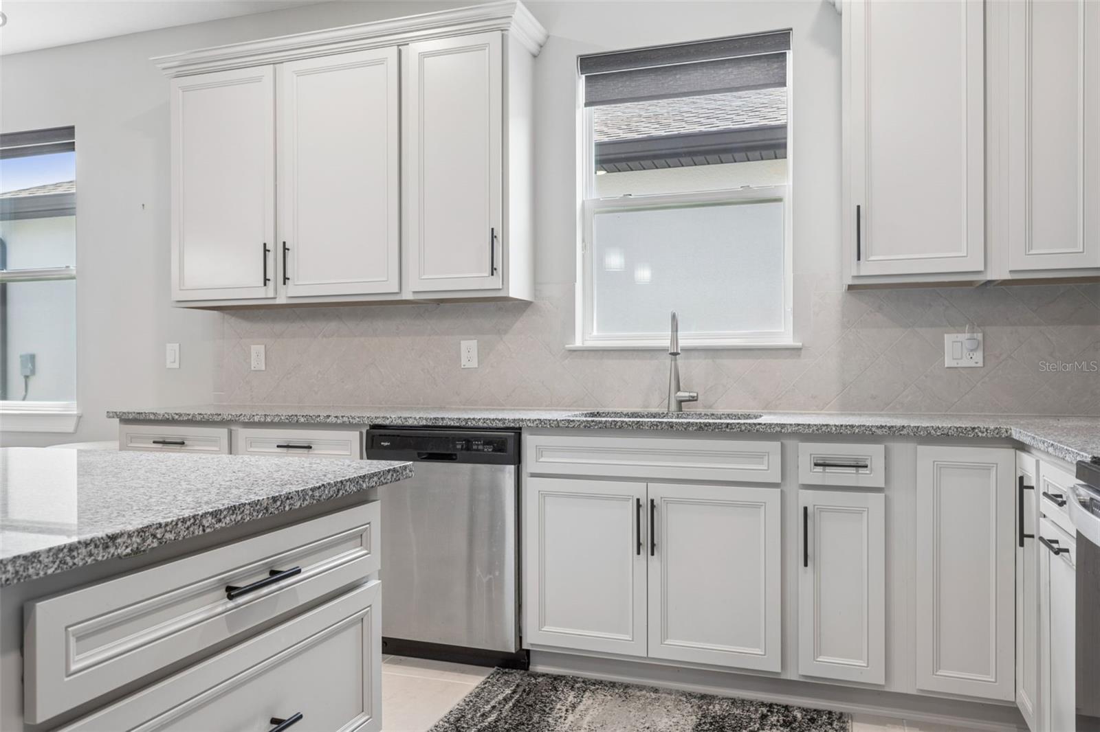 6382 BRADFORD WOODS DR, ZEPHYRHILLS, FL, 33542