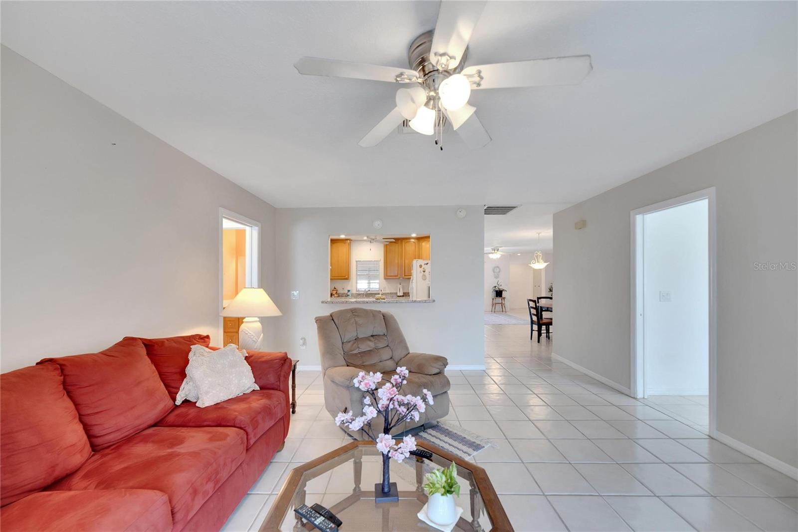 114 WINTERSONG LN, SUN CITY CENTER, FL, 33573