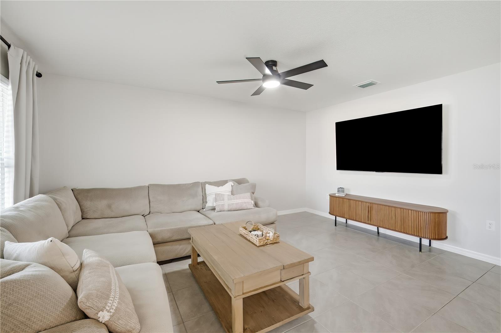 2807 GUMBO LIMBO DR, WIMAUMA, FL, 33598