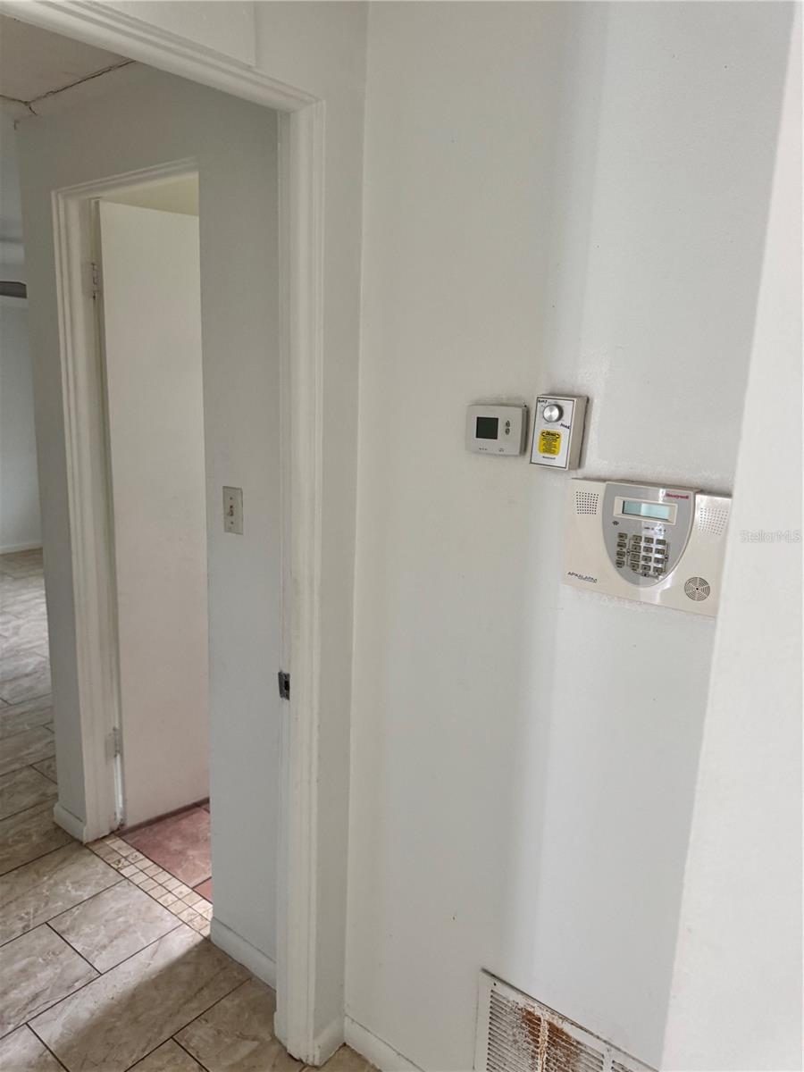 166 DARTMOUTH DR NW, PORT CHARLOTTE, FL, 33952