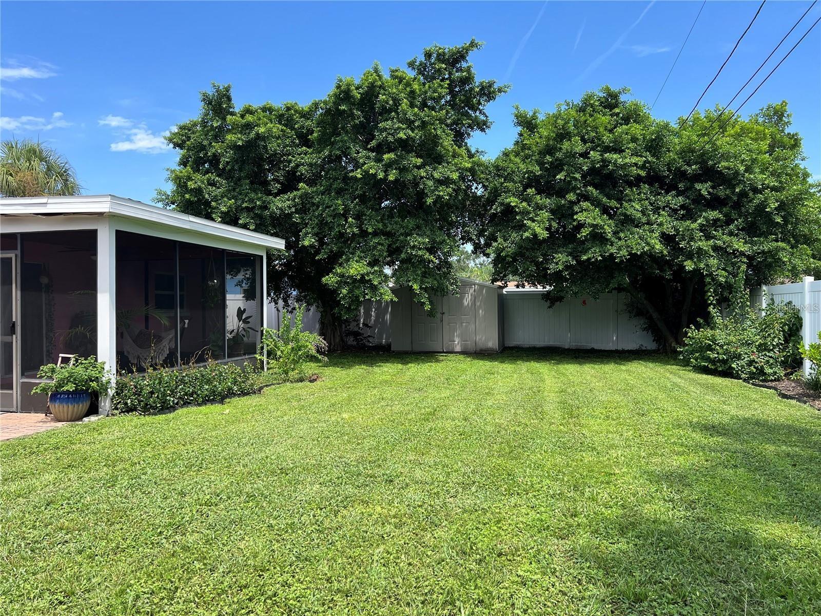 3748 MANATEE DR SE, ST PETERSBURG, FL, 33705