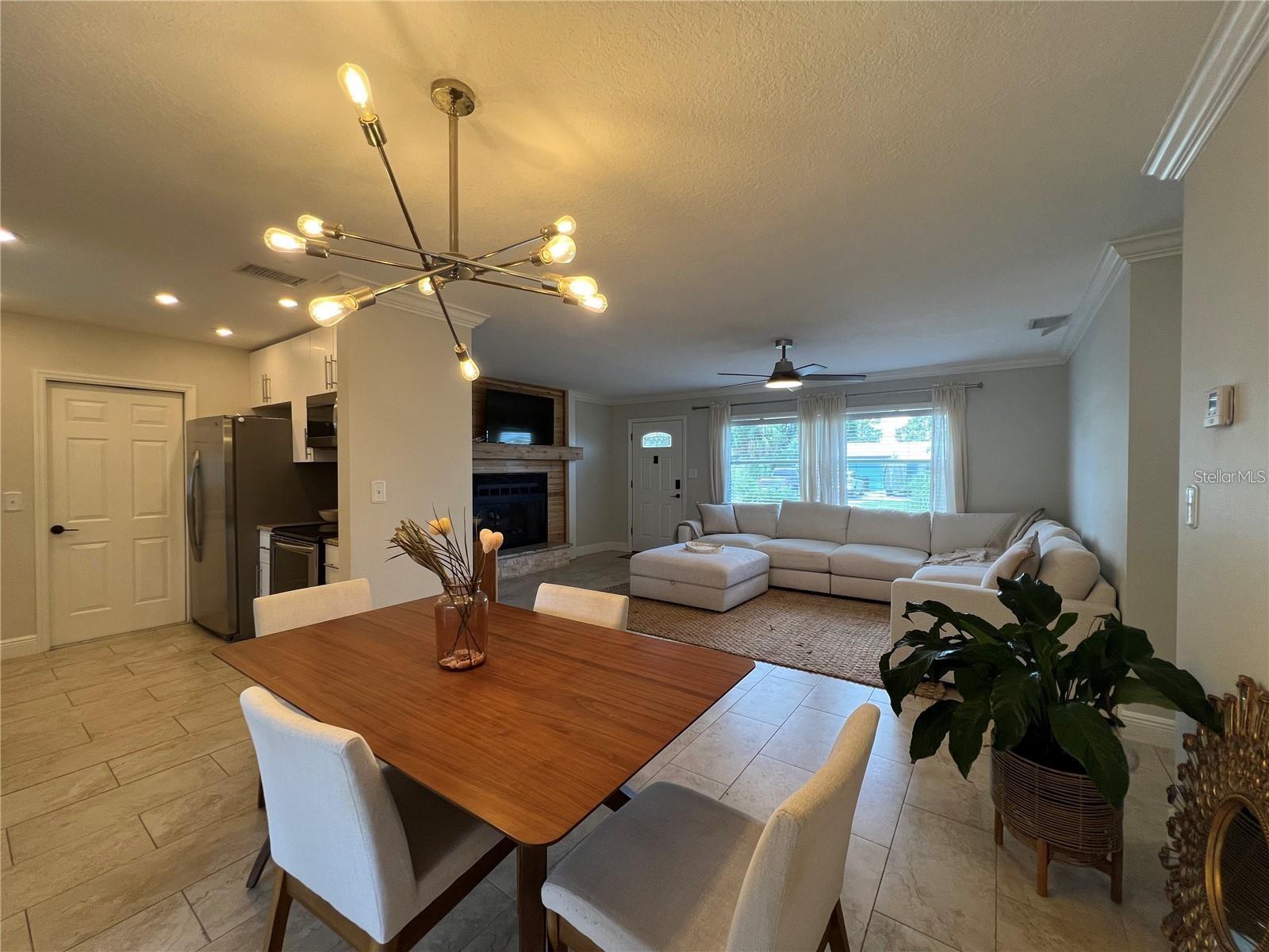 3748 MANATEE DR SE, ST PETERSBURG, FL, 33705