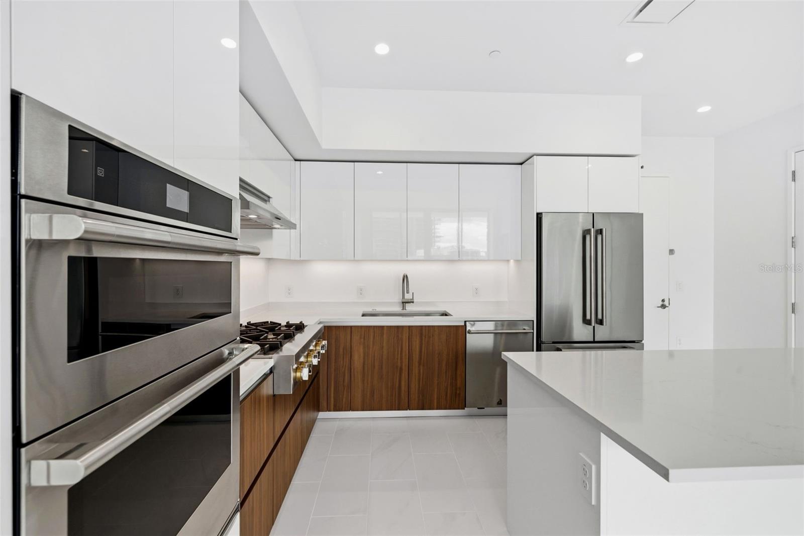 400 CENTRAL AVE #1903, ST PETERSBURG, FL, 33701