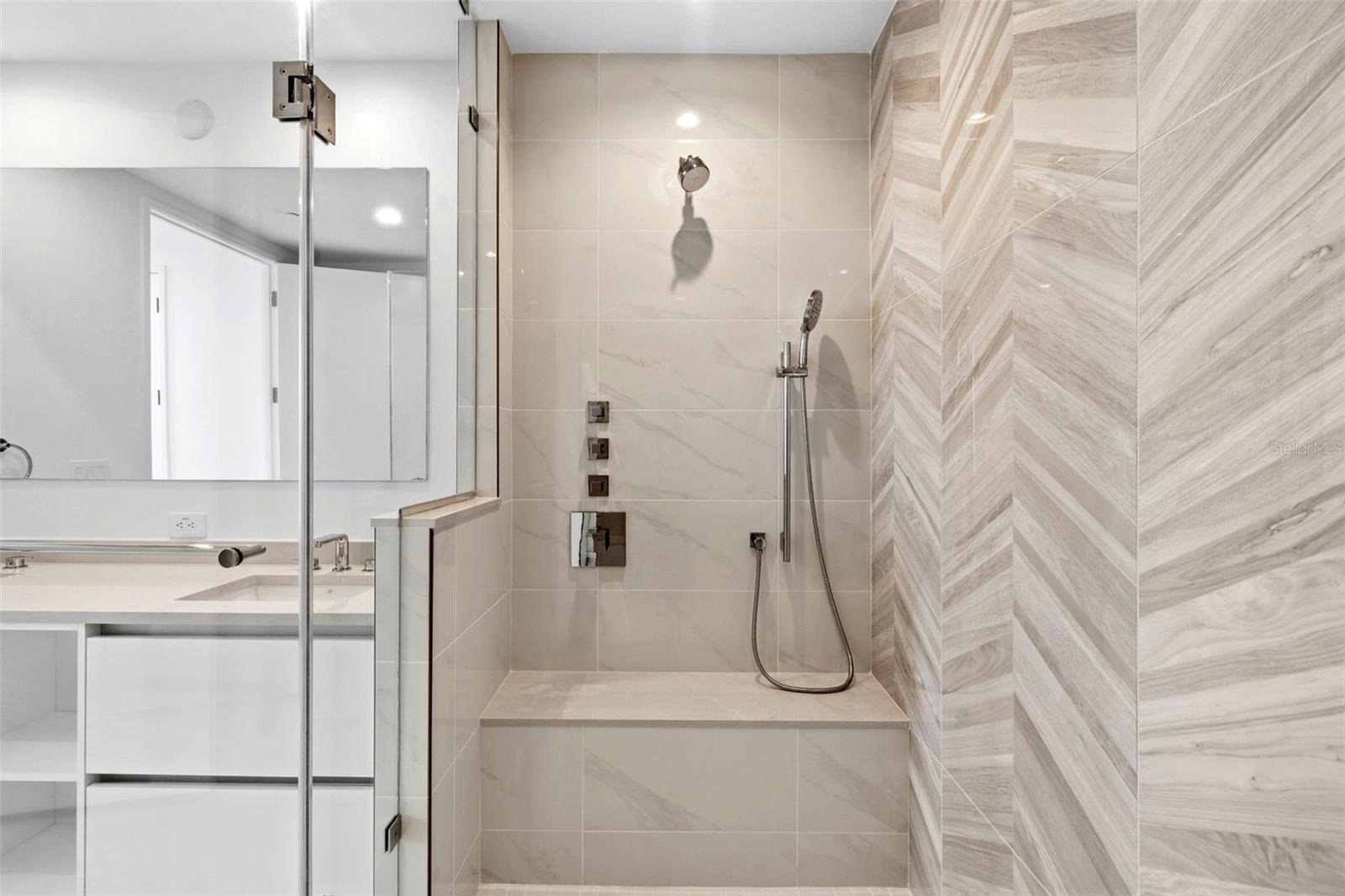 400 CENTRAL AVE #1903, ST PETERSBURG, FL, 33701