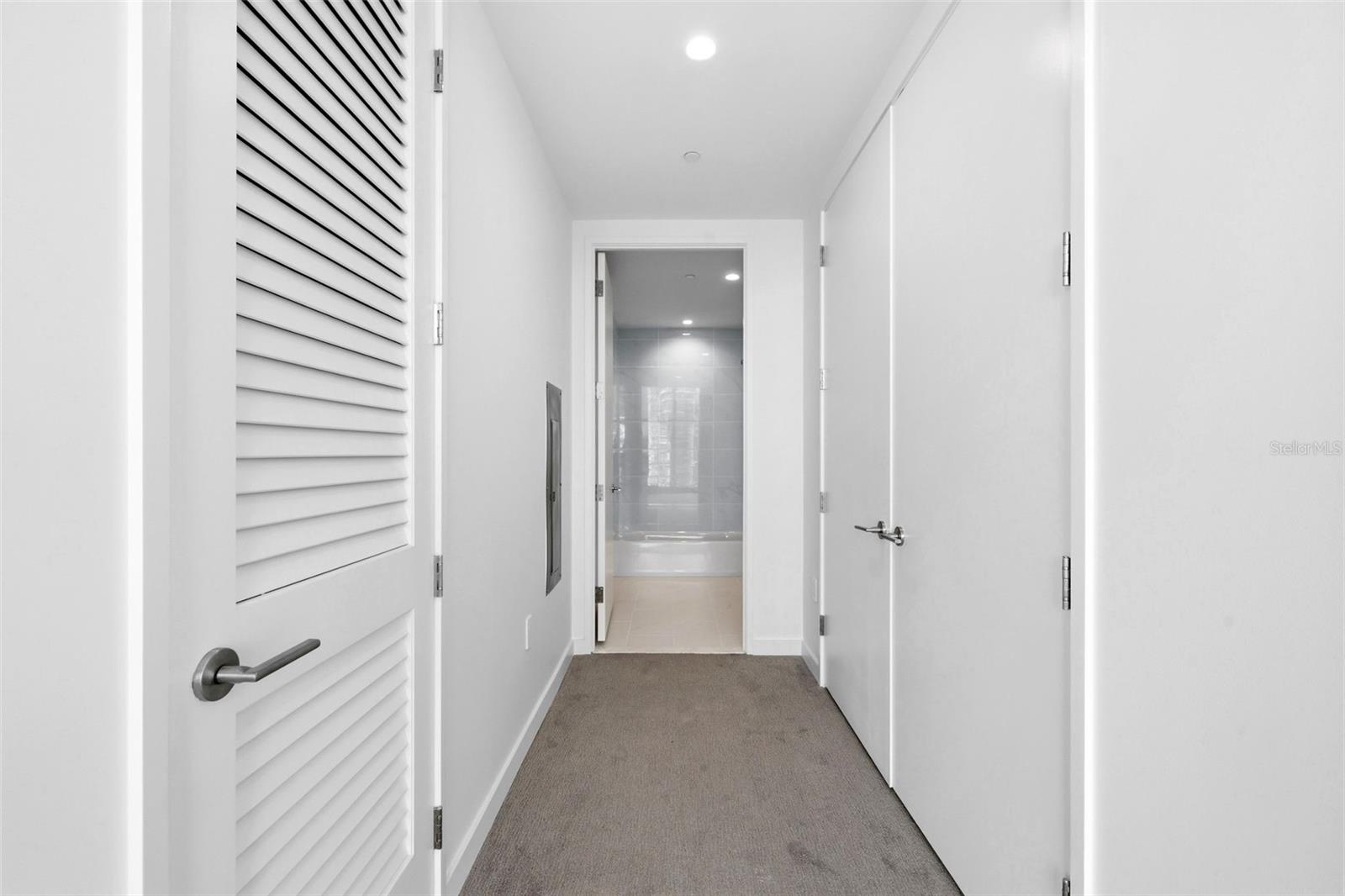 400 CENTRAL AVE #1903, ST PETERSBURG, FL, 33701