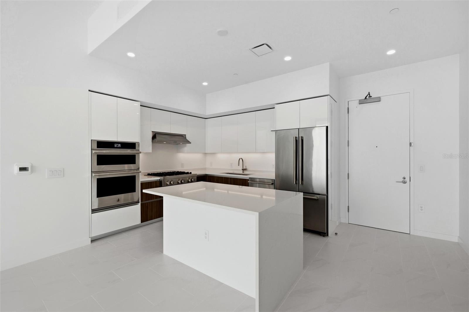 400 CENTRAL AVE #1903, ST PETERSBURG, FL, 33701