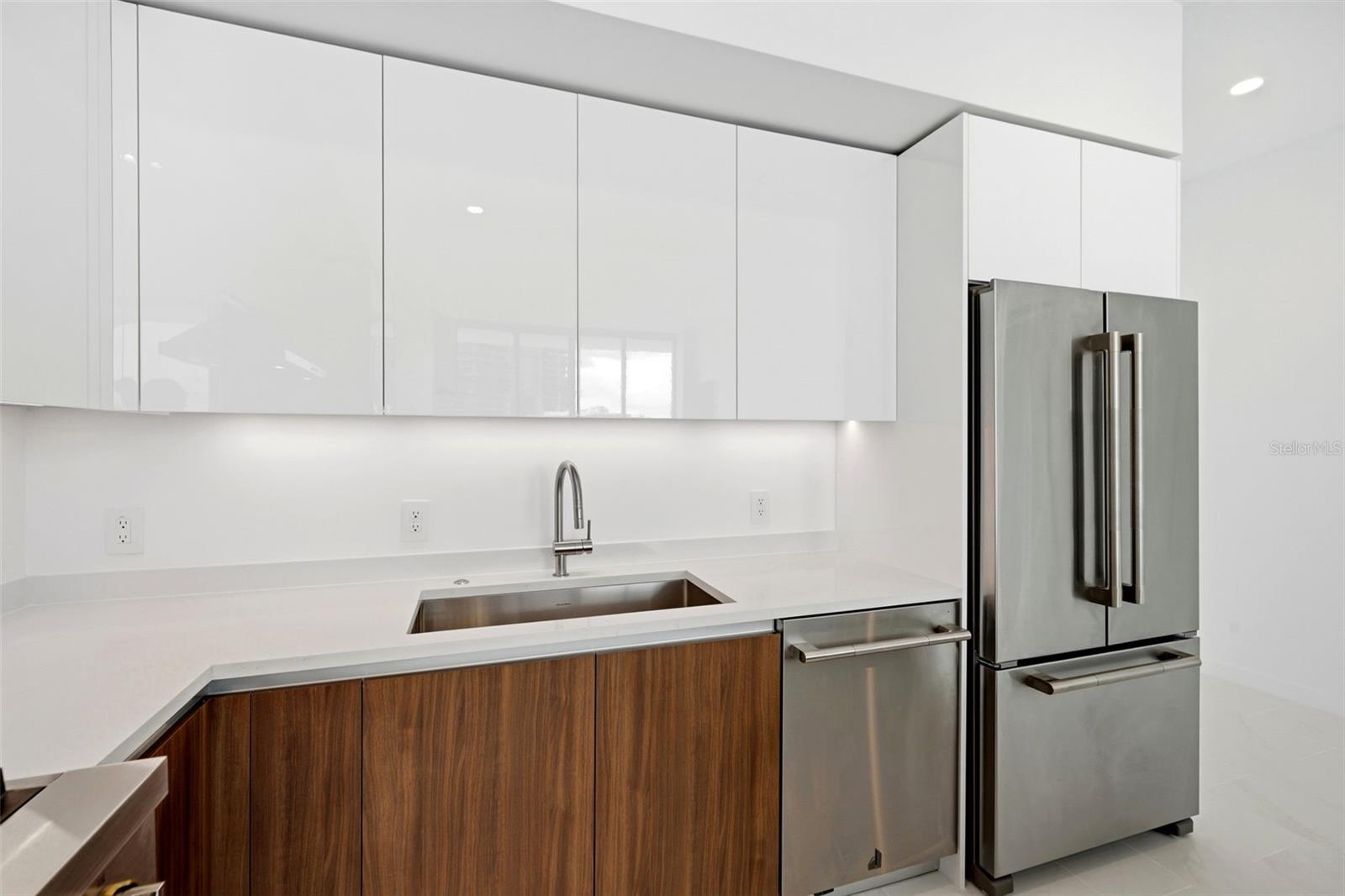 400 CENTRAL AVE #1903, ST PETERSBURG, FL, 33701