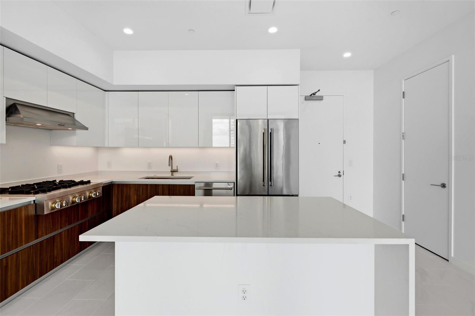 400 CENTRAL AVE #1903, ST PETERSBURG, FL, 33701