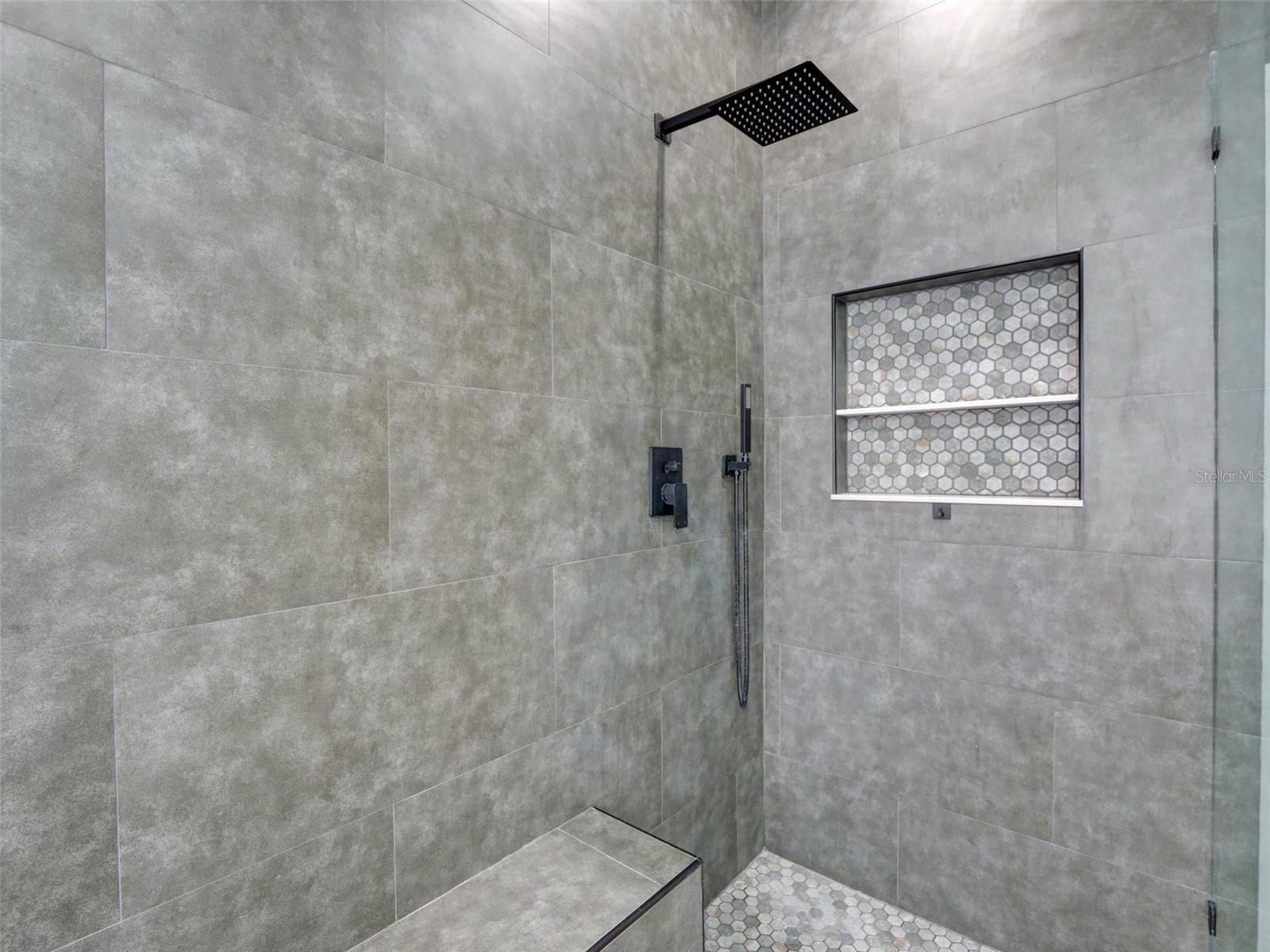 1084 ROYAL MARQUIS CIR, OCOEE, FL, 34761