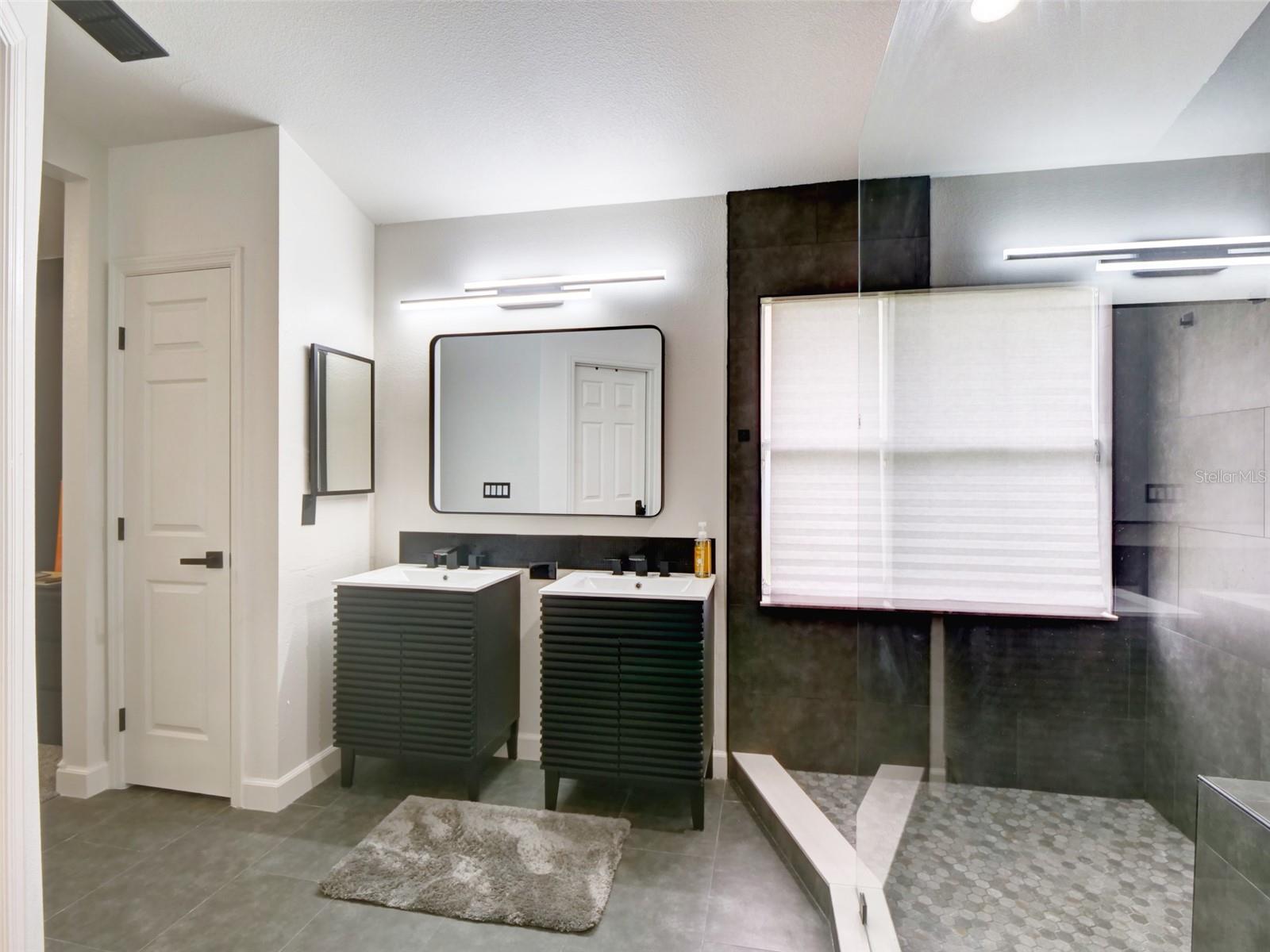 1084 ROYAL MARQUIS CIR, OCOEE, FL, 34761