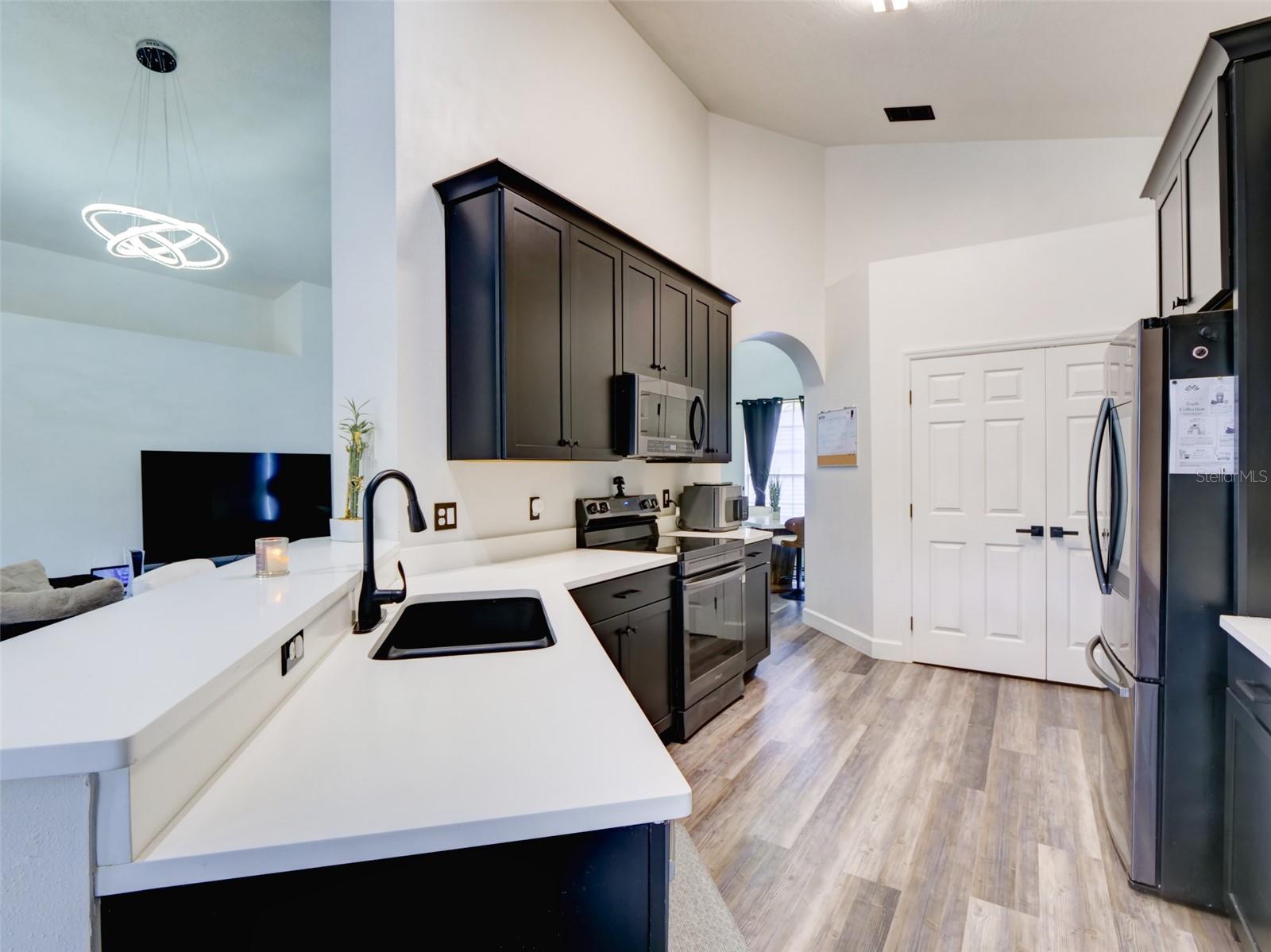 1084 ROYAL MARQUIS CIR, OCOEE, FL, 34761