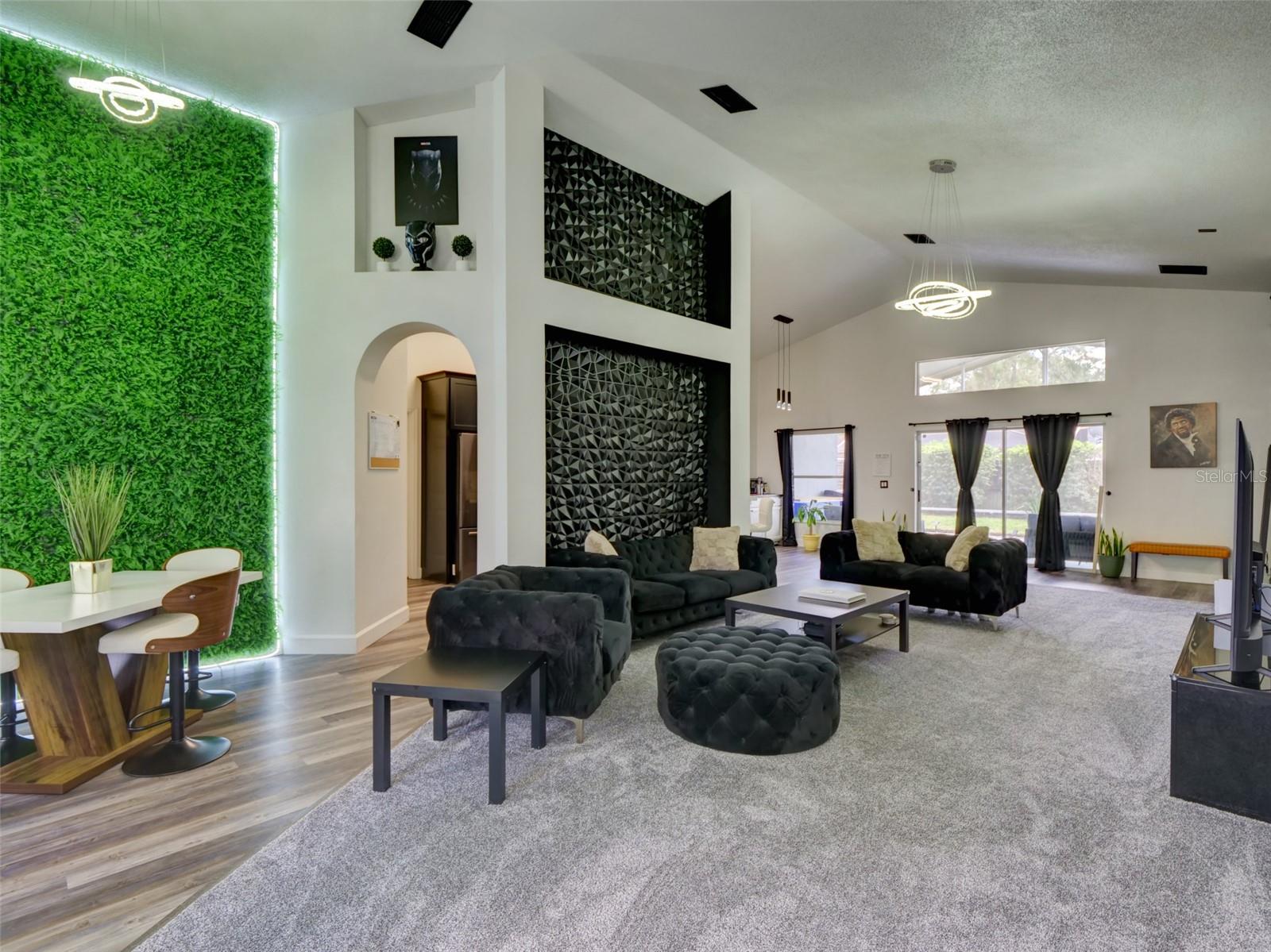 1084 ROYAL MARQUIS CIR, OCOEE, FL, 34761