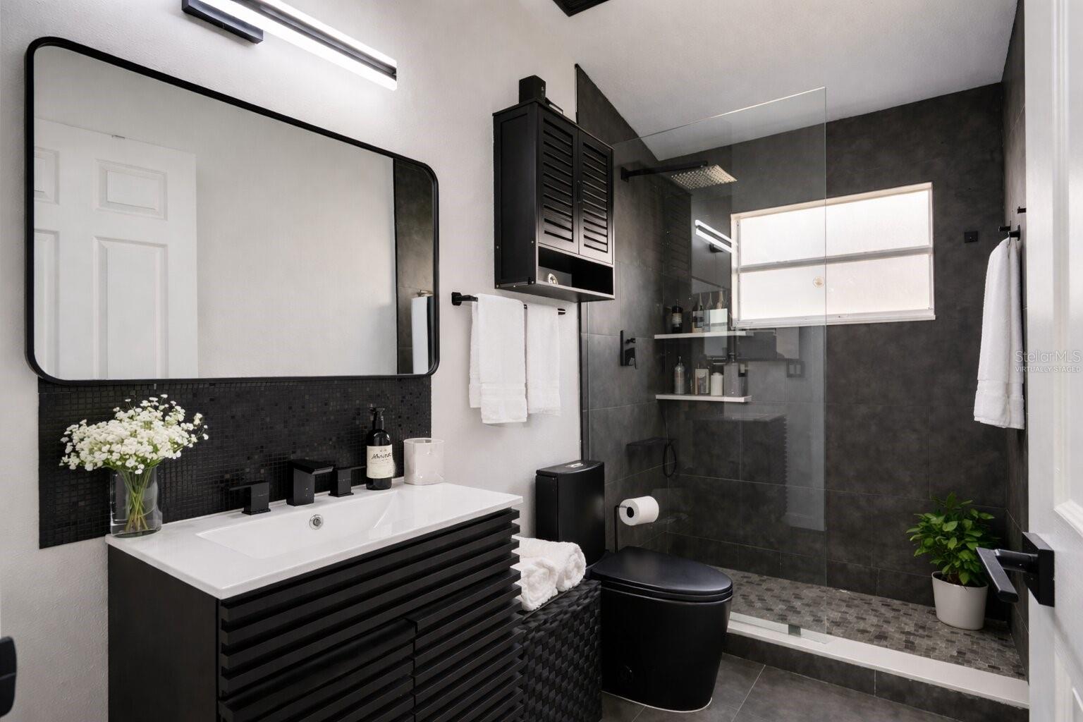 1084 ROYAL MARQUIS CIR, OCOEE, FL, 34761