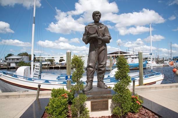 318 E TARPON AVE #2, TARPON SPRINGS, FL, 34689