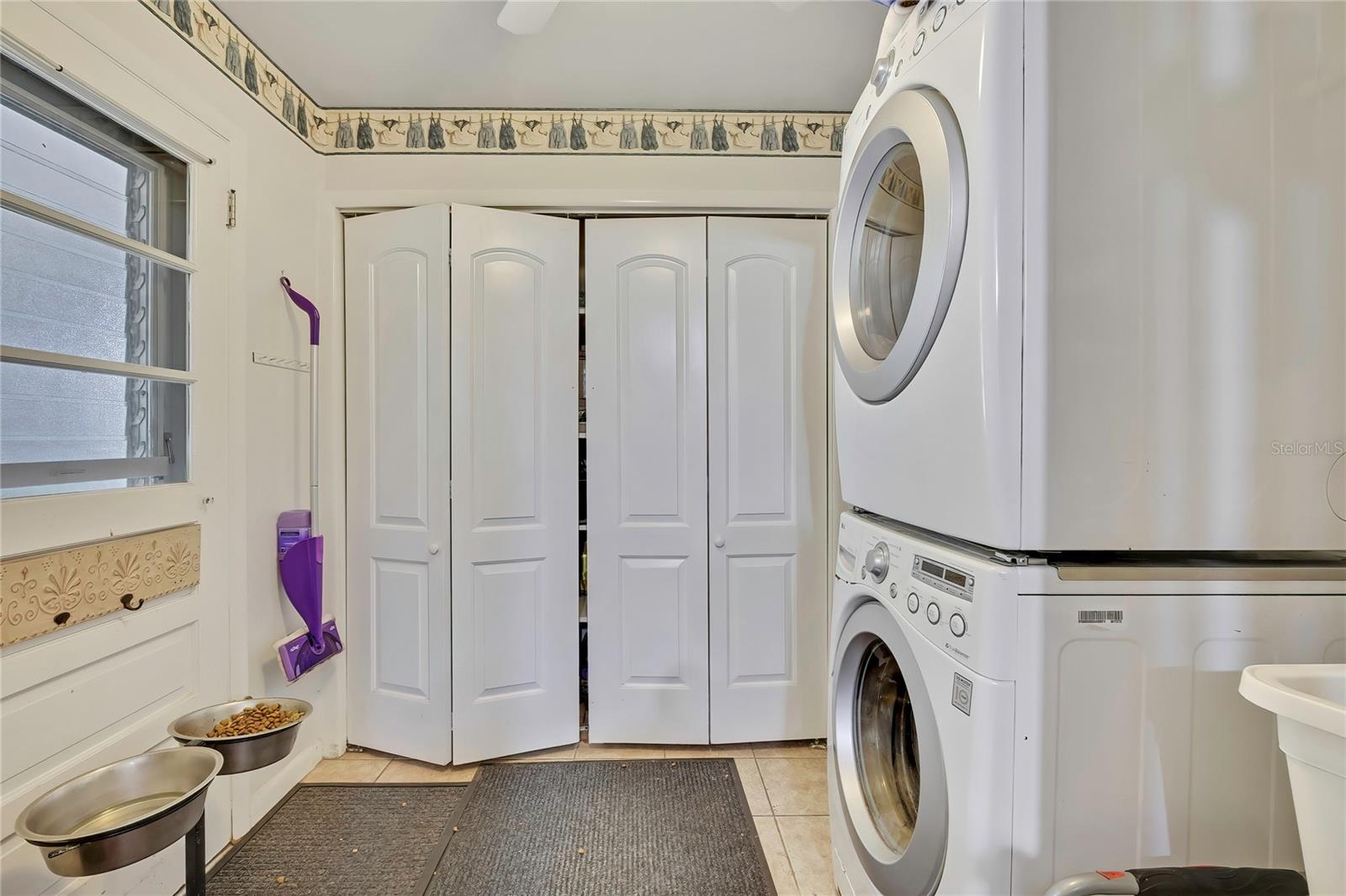 10 N DAVIS ST, BEVERLY HILLS, FL, 34465