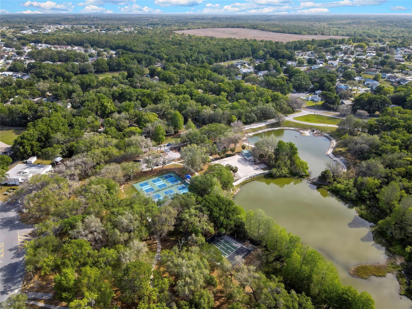 10 N DAVIS ST, BEVERLY HILLS, FL, 34465