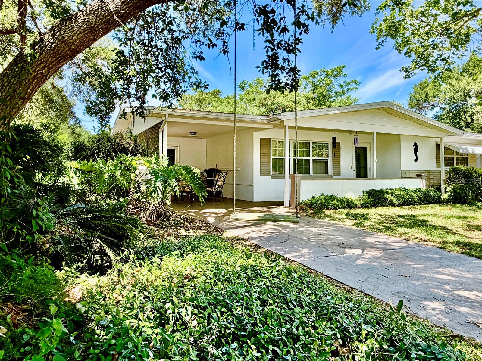 10 N DAVIS ST, BEVERLY HILLS, FL, 34465