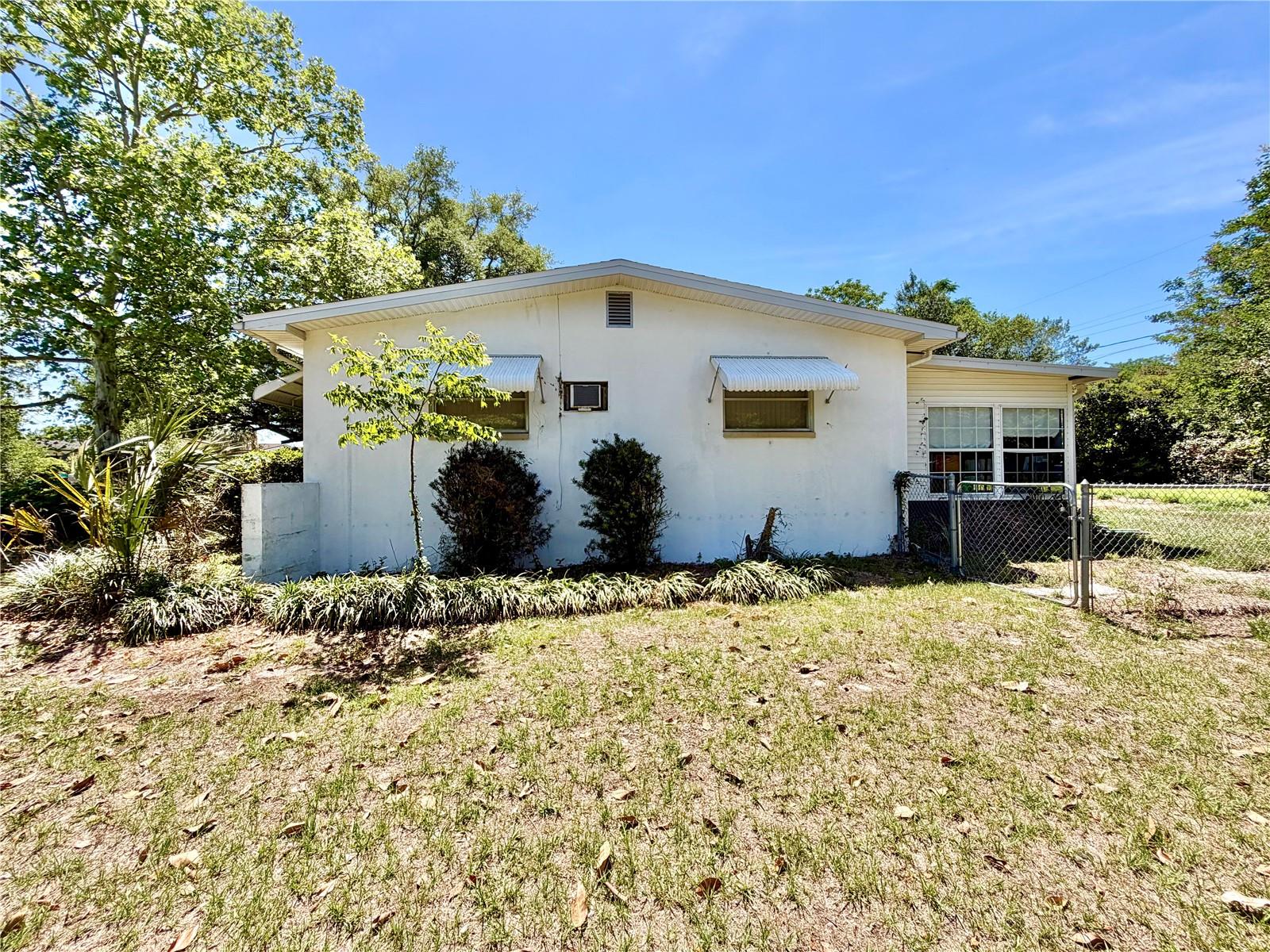 10 N DAVIS ST, BEVERLY HILLS, FL, 34465