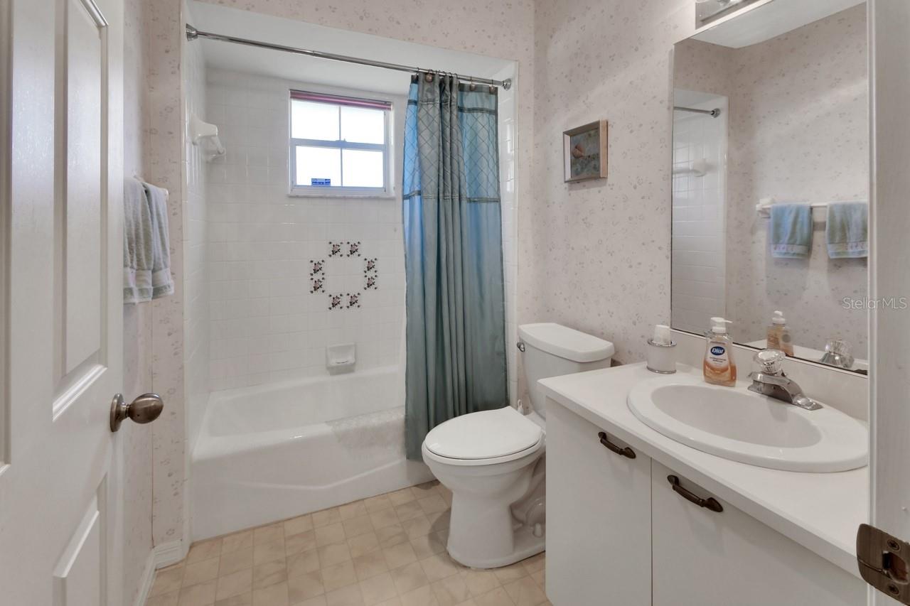 2520 S GLEN EAGLES DR, DELAND, FL, 32724