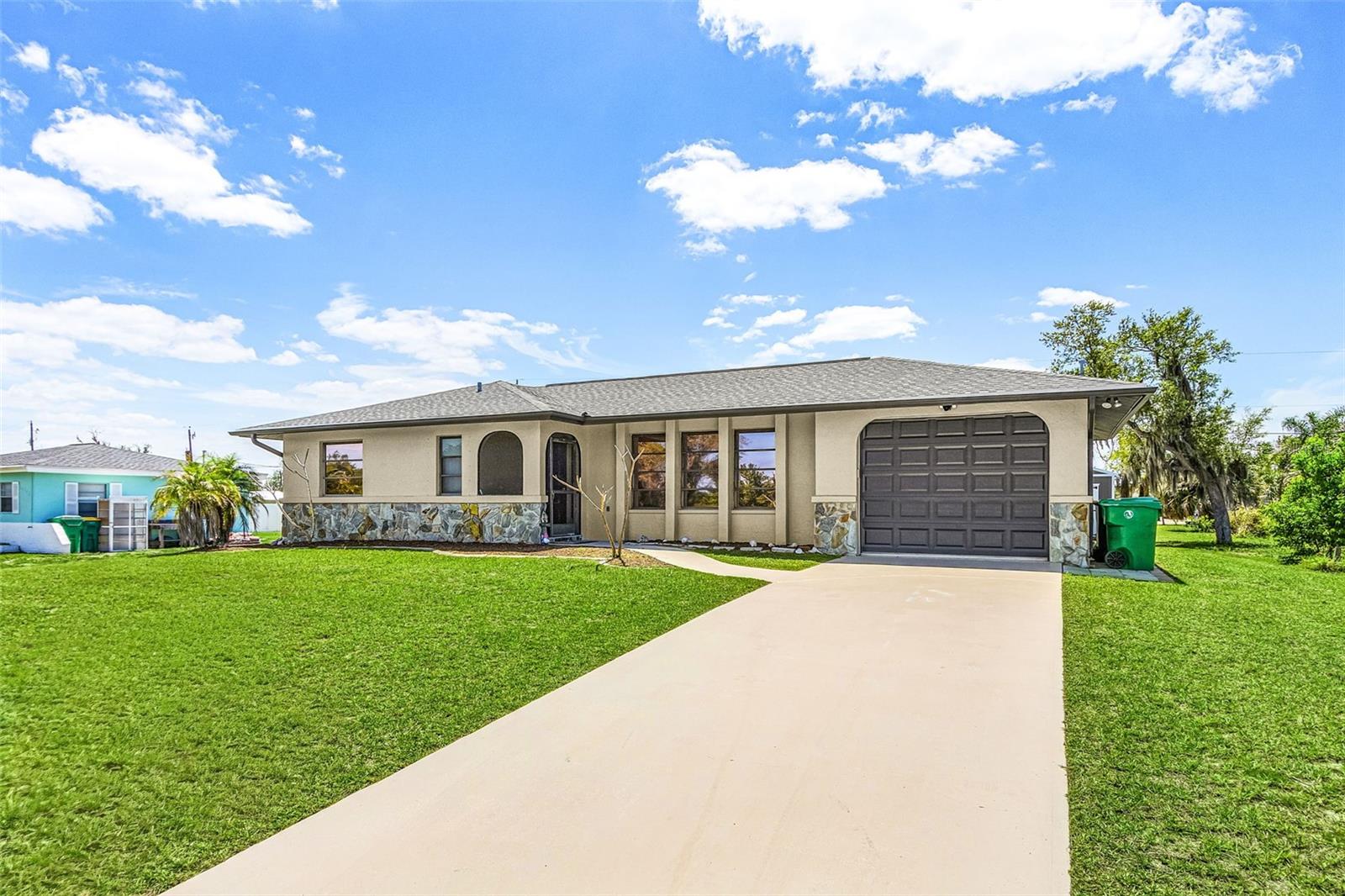 30095 HOLLY RD, PUNTA GORDA, FL, 33982