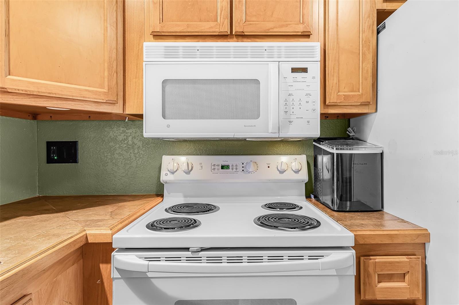 30095 HOLLY RD, PUNTA GORDA, FL, 33982