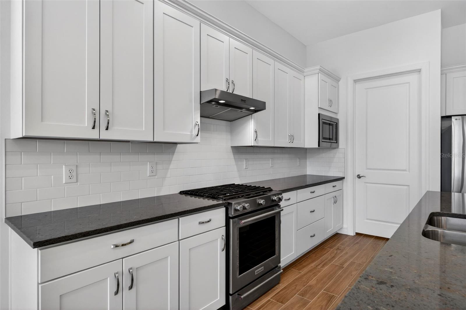 25544 EMERALD BEND CIR, ENGLEWOOD, FL, 34223