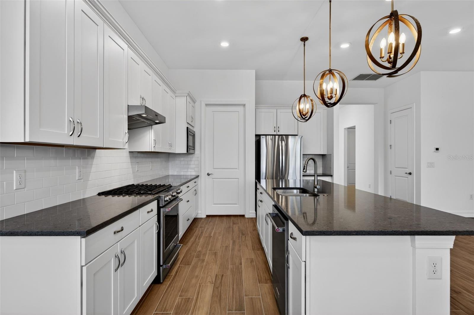 25544 EMERALD BEND CIR, ENGLEWOOD, FL, 34223