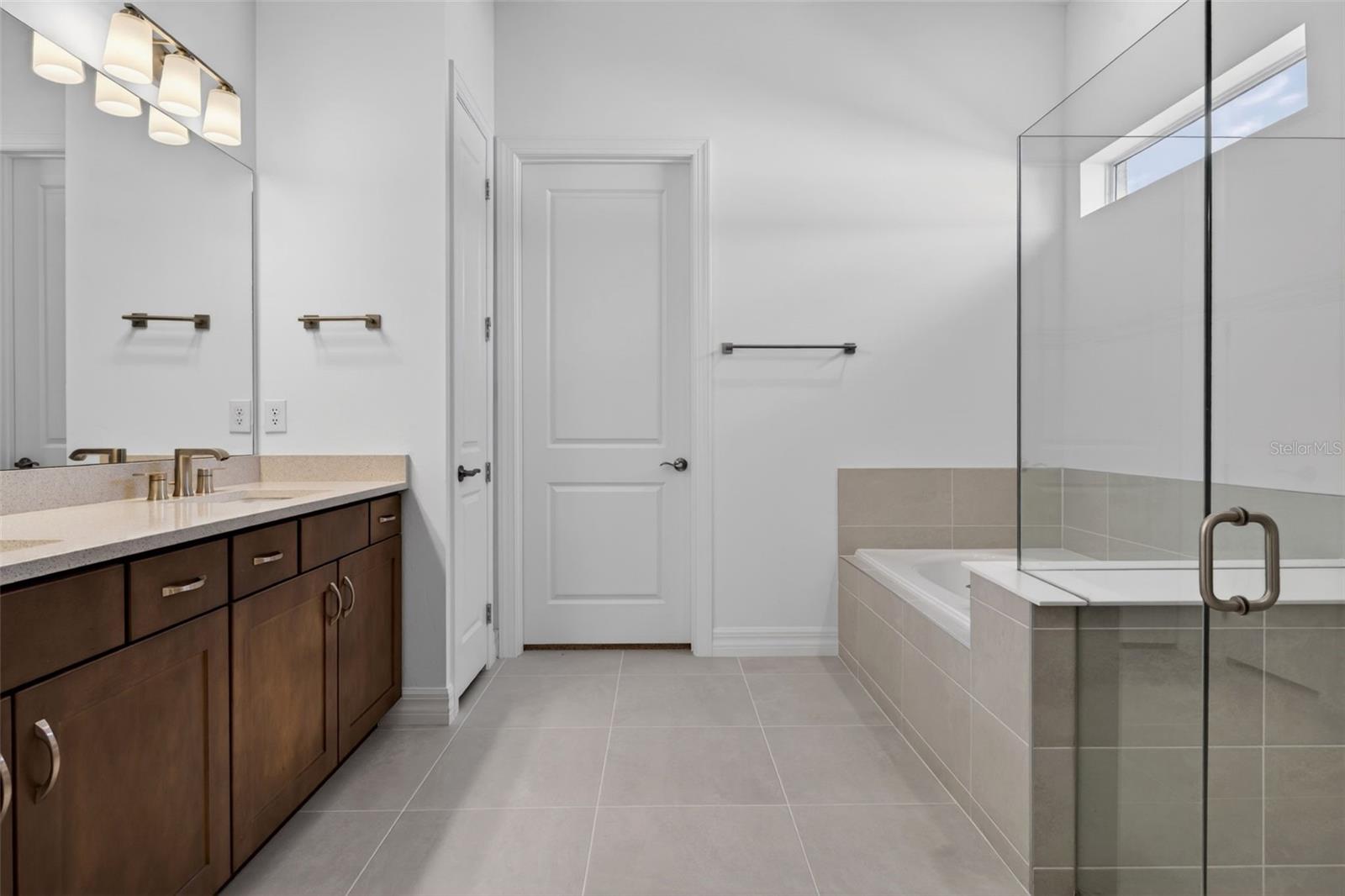 25544 EMERALD BEND CIR, ENGLEWOOD, FL, 34223